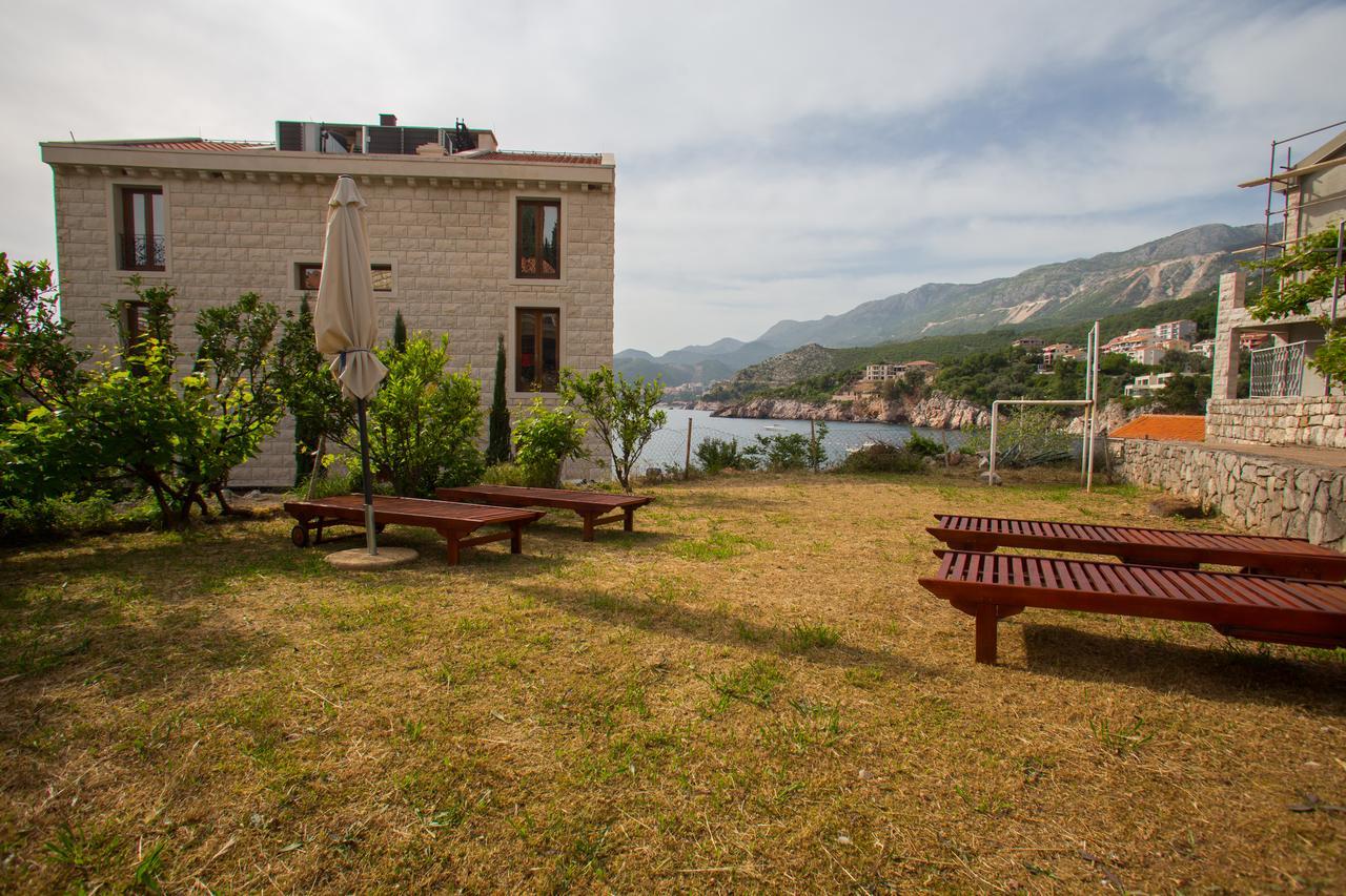 Apartments Varja Свети-Стефан Экстерьер фото